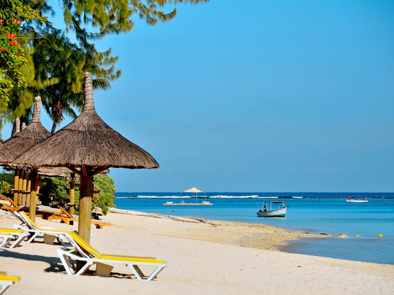 Почивка Мавриций в Casuarina Resort & Spa beach