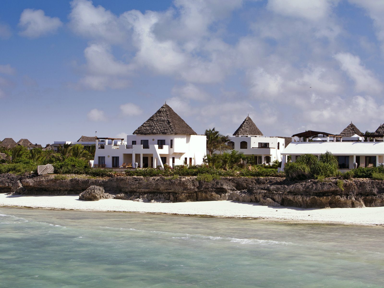 Почивка в Занзибар в Essque Zalu Zanzibar ocean view villa outside