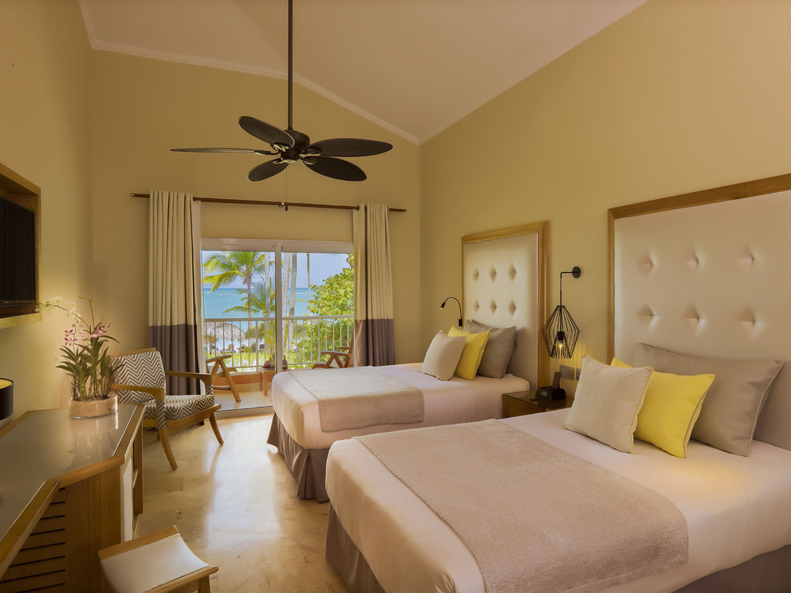 Почивка Доминикана в Grand Palladium Palace Resort Spa and Casino promo room