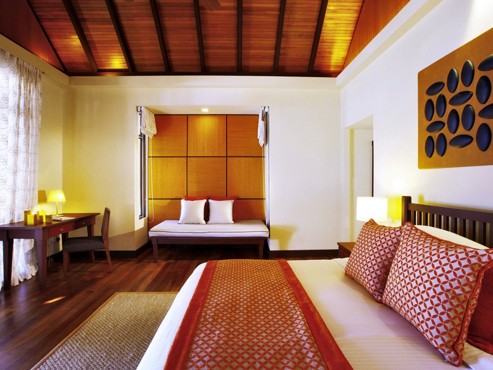 Почивка Малдиви Kurumba deluxe bungalow