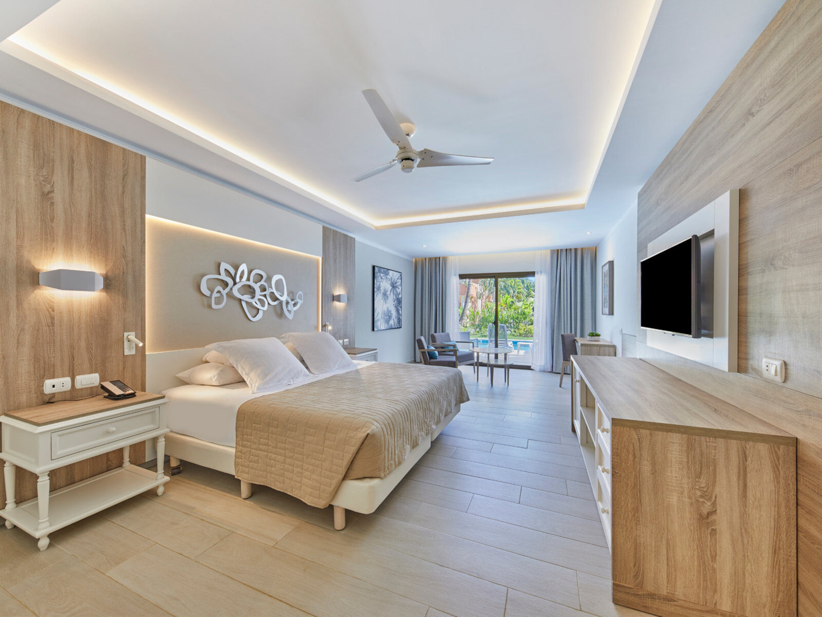 Почивка Доминикана Luxury Bahia Principe Ambar JS swim up