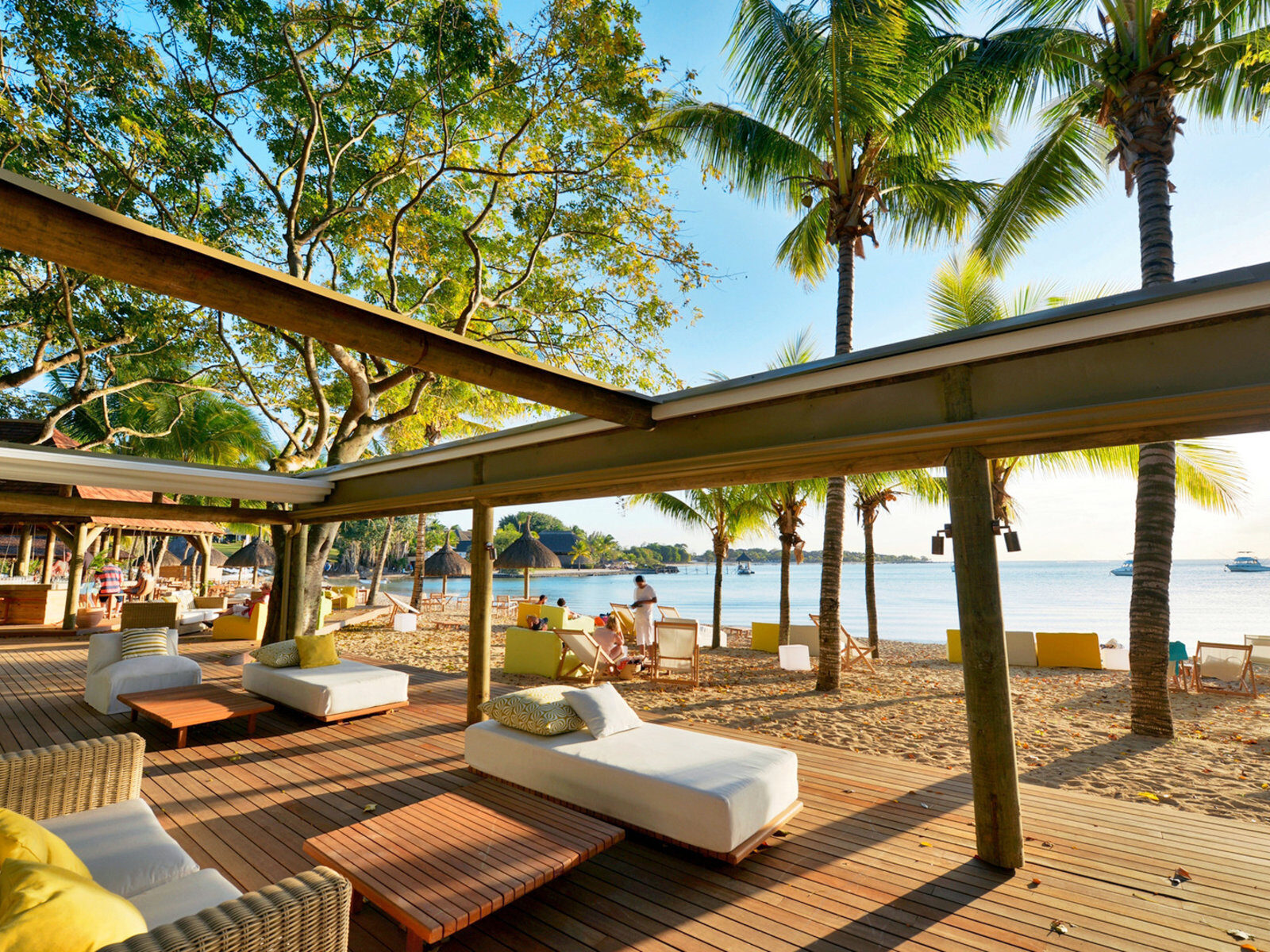Почивка Мавриций Ravenala Attitude beach lounge