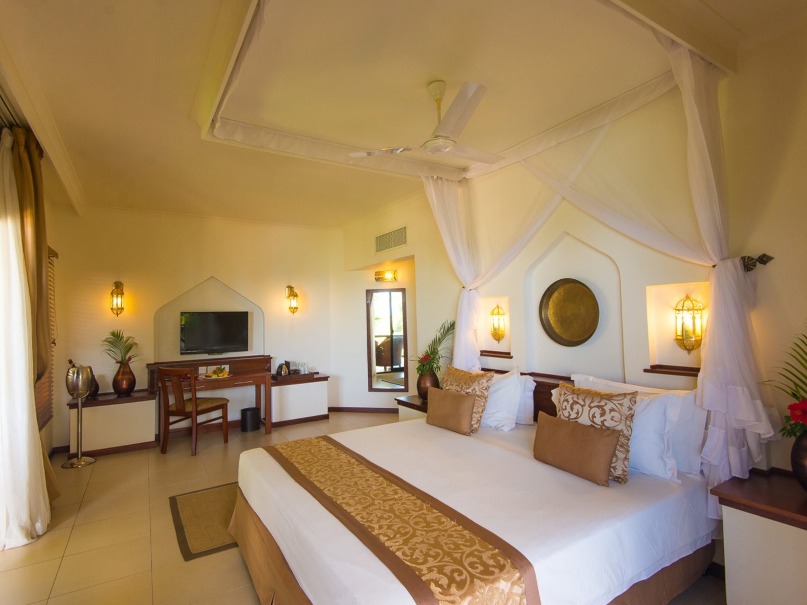 Почивка Занзибар в Sea Cliff Resort стая сюпериор
