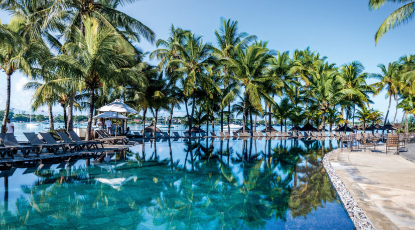 Почивка Мавриций Beachcomber Mauricia басейн